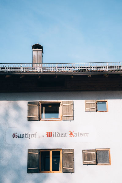 Außenansicht Fassade Gasthof Zum Wilden Kaiser Scheffau