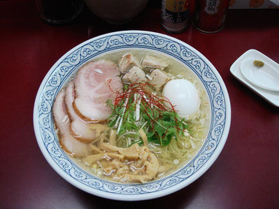 　ハネウマ塩ラーメン　¥650にチャーシュー　¥200を追加