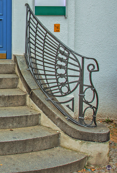 Jugendstil. Ein Haus in Berlin-Mariendorf. Treppengeländer.