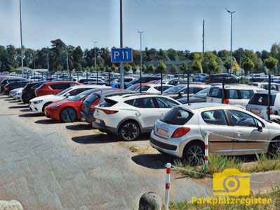 karlsruhe flughafen parken