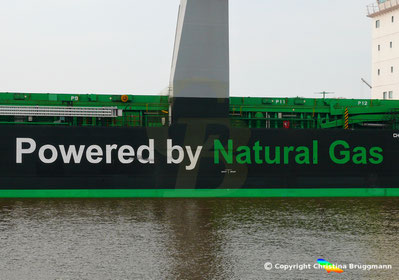 Die Rumpfaufschrift der HAAGA weist auf den LNG-Antrieb hin