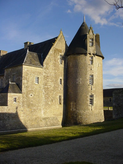 Viewed from West - Château de Saveilles - Saveille - Wedding photos in Charente