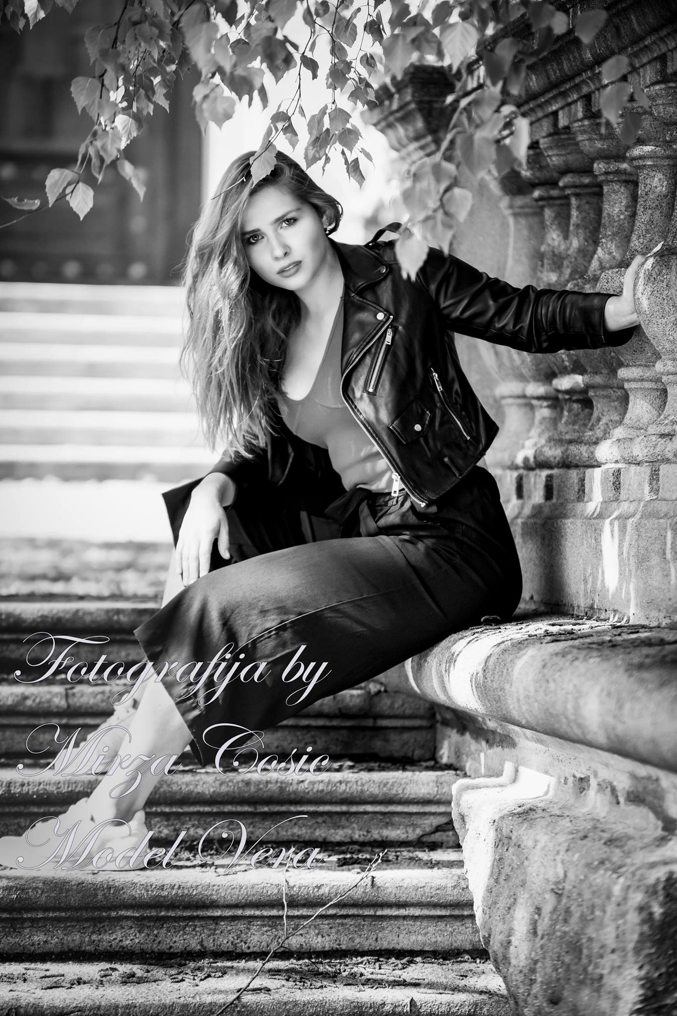 Pose for Camera/ Tips to look good in pictures bycosaphotography