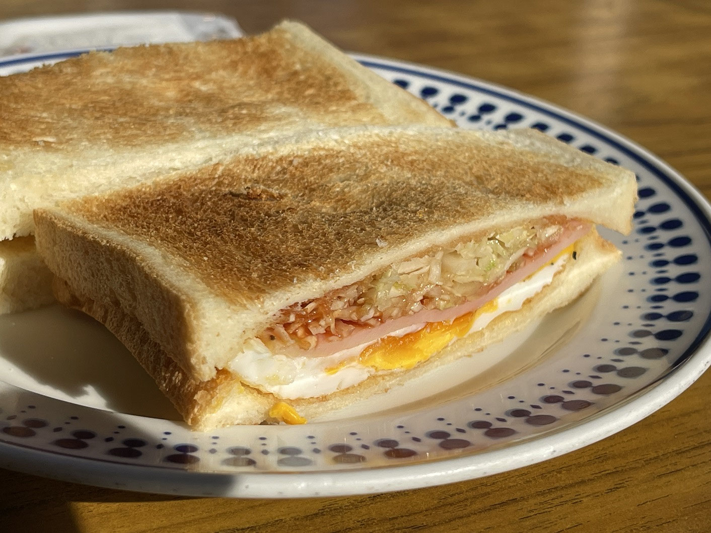 【モーニングハンター】名古屋の名店！昭和区の「コンパル 御器所店」でホットサンドモーニングを頂く！ 2023111 守山区 庭