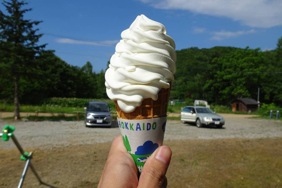 UNMIXed｜グラスフェッドミルク100％の濃厚エアリーソフトクリーム【北海道・札幌グルメ】