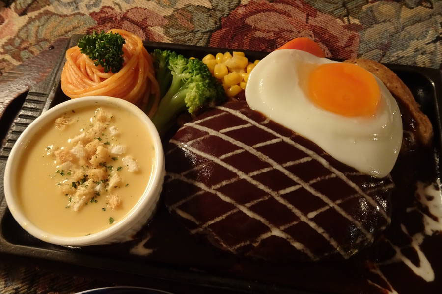 ハンバーグ専門 大賀 厚めで大きいランチハンバーグがコスパ抜群の人気店 北海道 函館グルメ おおむね観光ちゃんねる 旅行エンタメ情報サイト