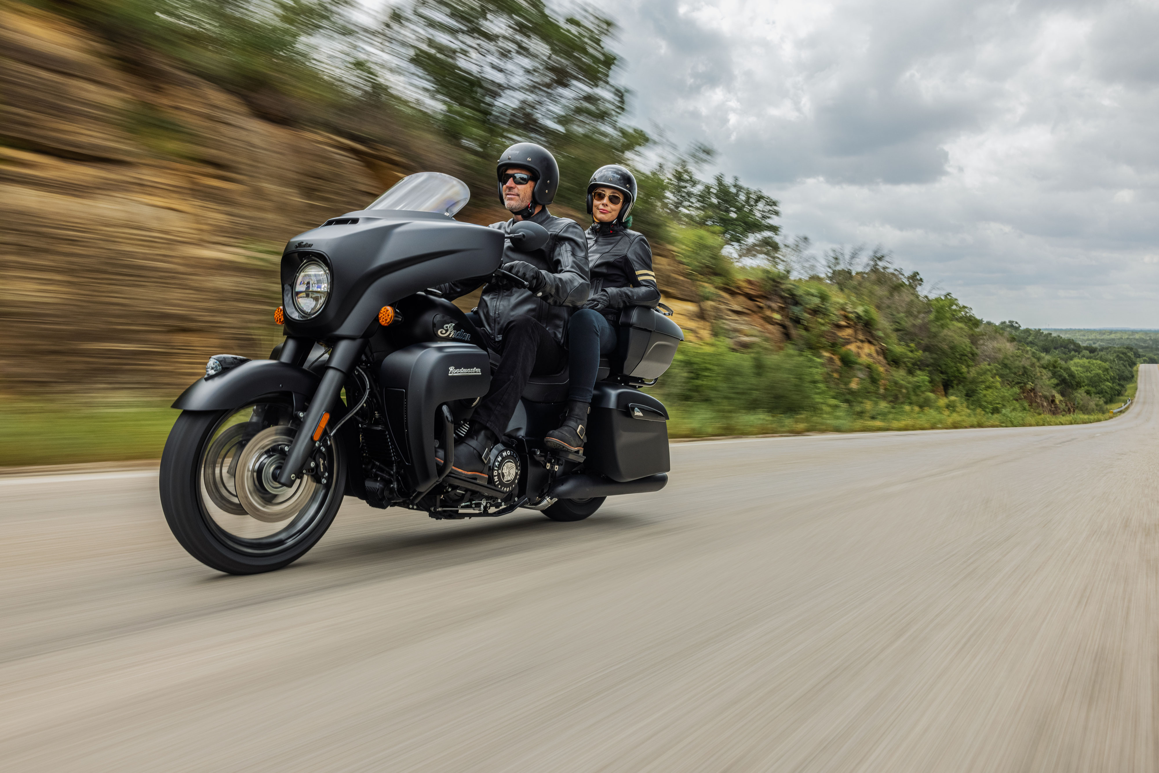 2023 Roadmaster ラインナップ - インディアンモーターサイクル埼玉