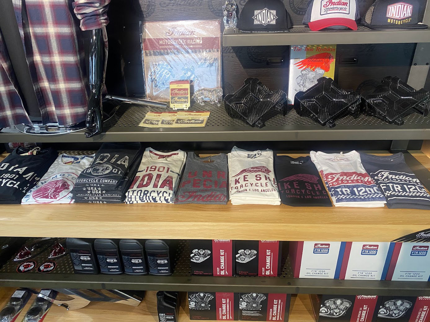 tシャツ沢山入荷しました.jpg tシャツ沢山入荷しました.jpg