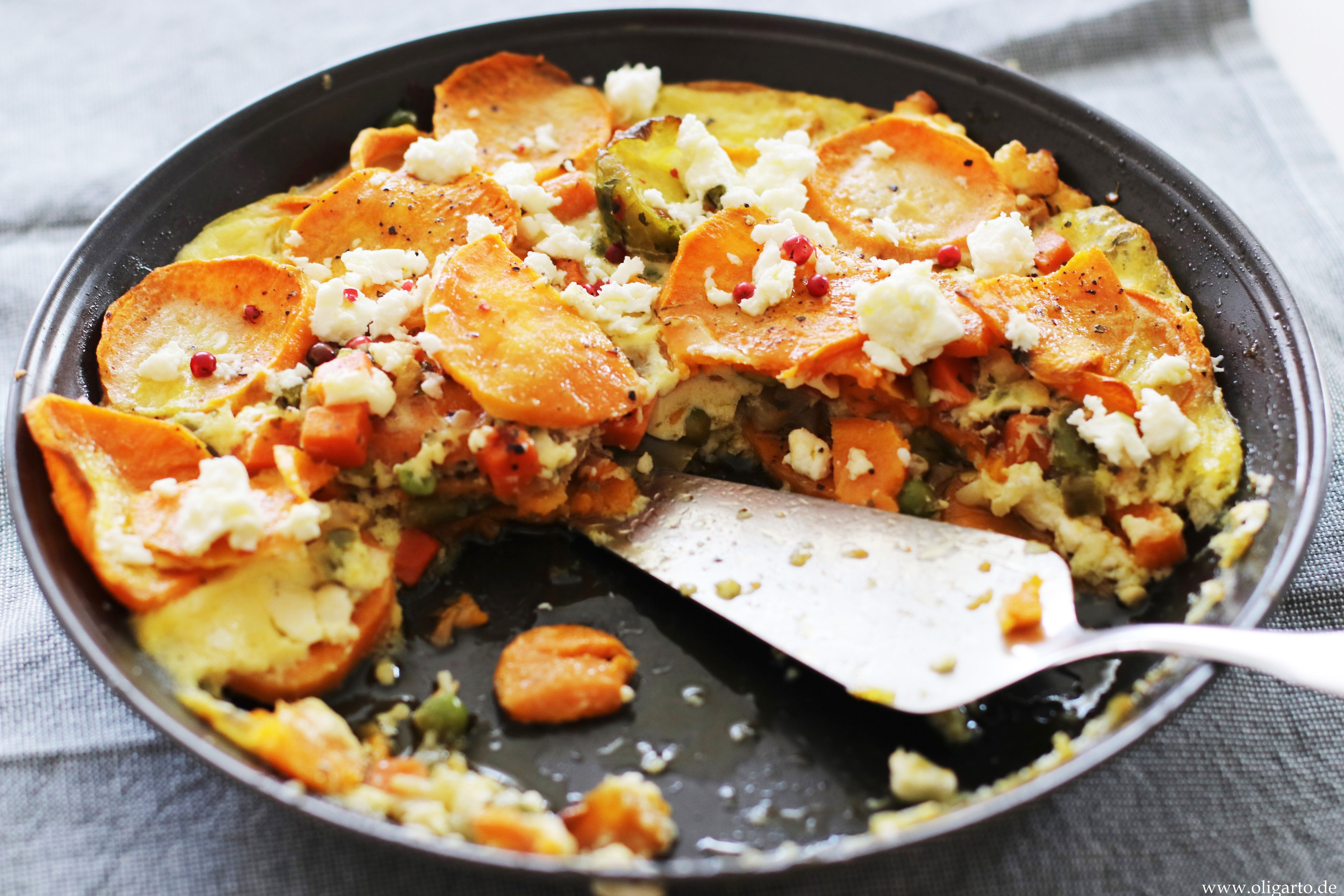 Susskartoffel Auflauf Mit Feta Kase Und Gemuse Oligarto 