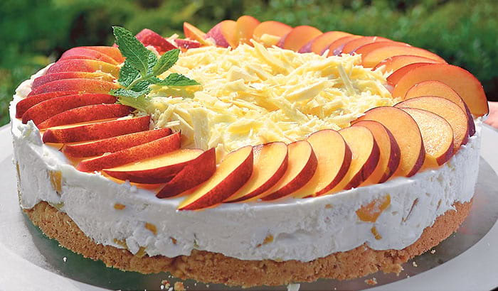 Pfirsich-Knuspertorte - hierzulande