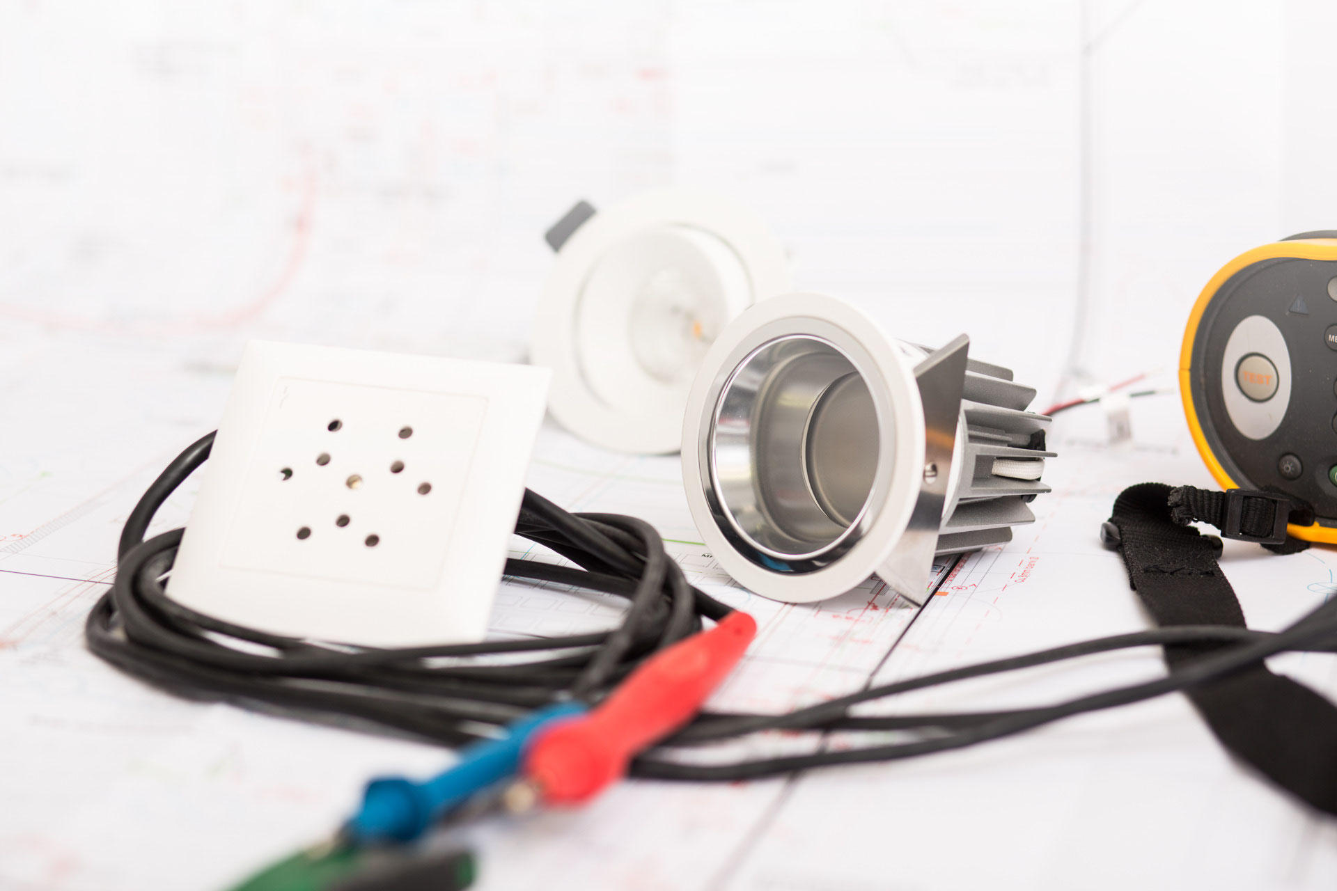 ELEKTRIKER ZÜRICH & ELEKTROINSTALLATEUR ZÜRICH - Schenk ...