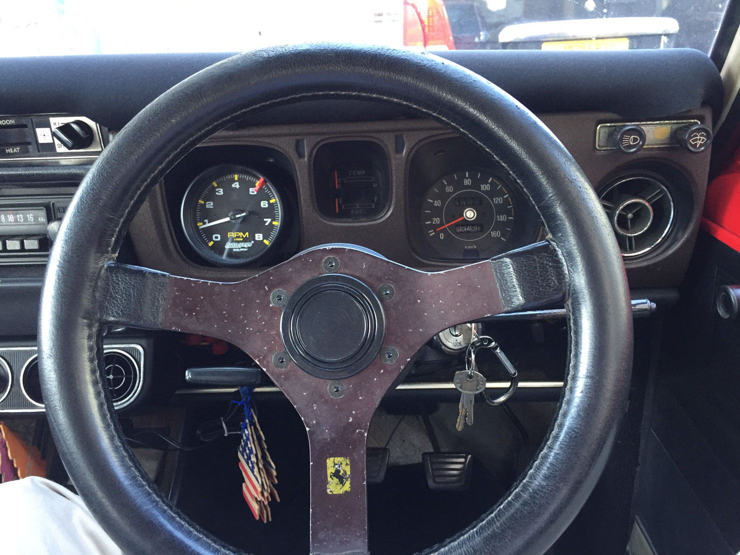ブルーバード 510 タコメーター 取付 絶版旧車 オートショップcat ホームページ ブルーバード 510 タコメーター 取付 絶版旧車 オートショップcat ホームページ
