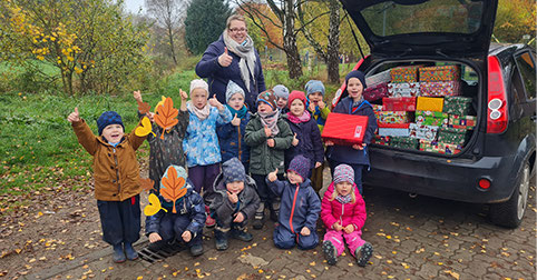 Weihnachten im Schuhkarton auch im Kindergarten - Schenefeld Mittelholstein