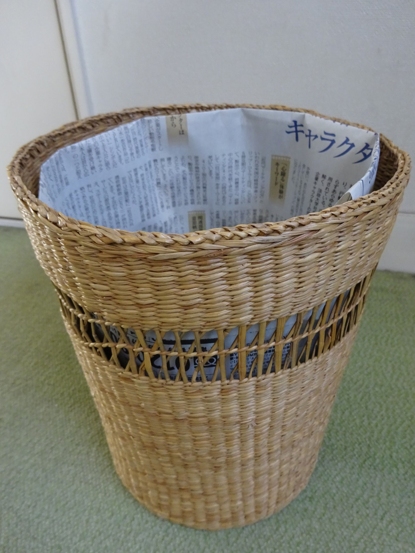 プラスチック袋のかわりにかみ袋を使おう のチラシをアップしました エコライフめぐろ推進協会