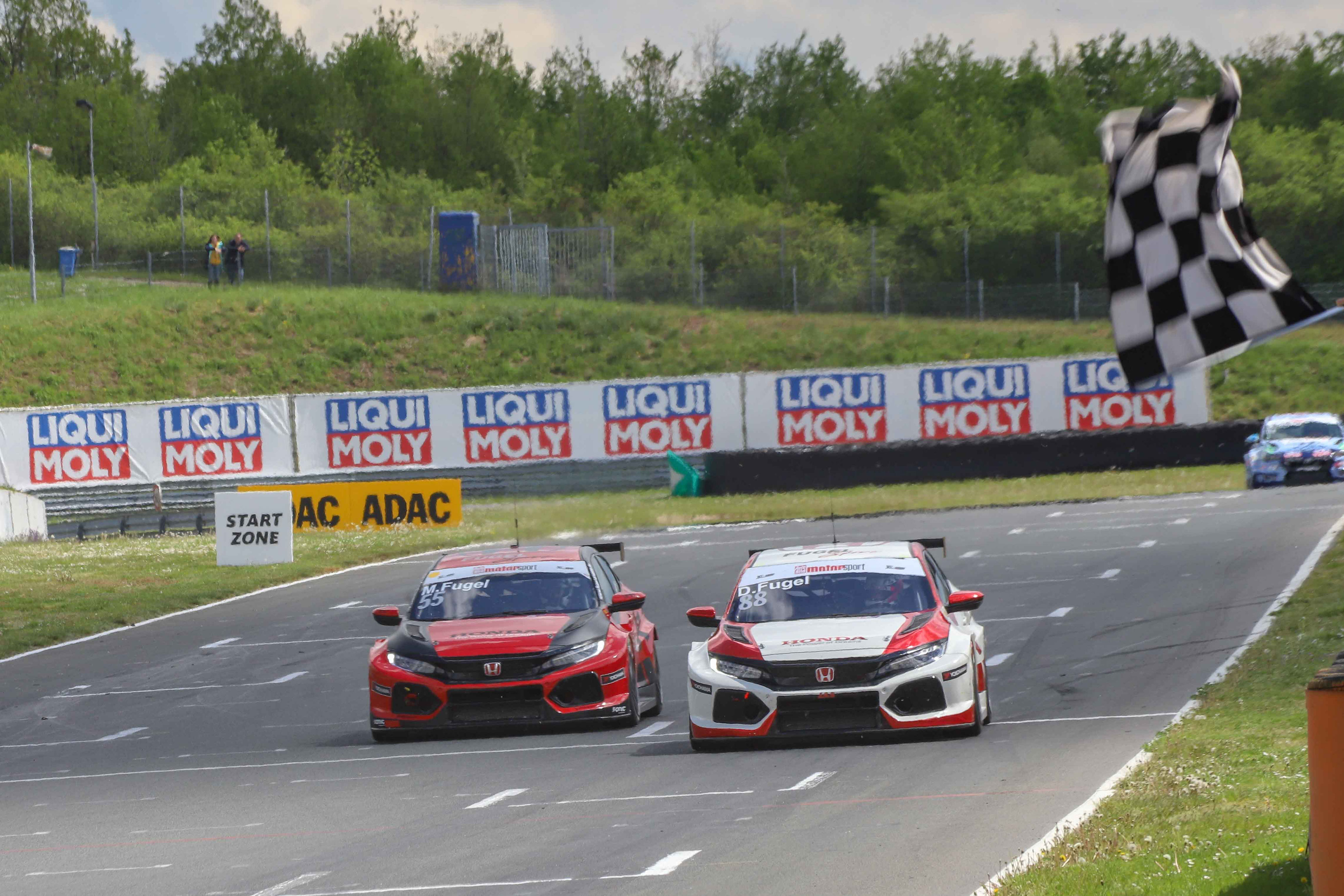 Adac Tcr Germany Nringinfo Real And Virtual Racing