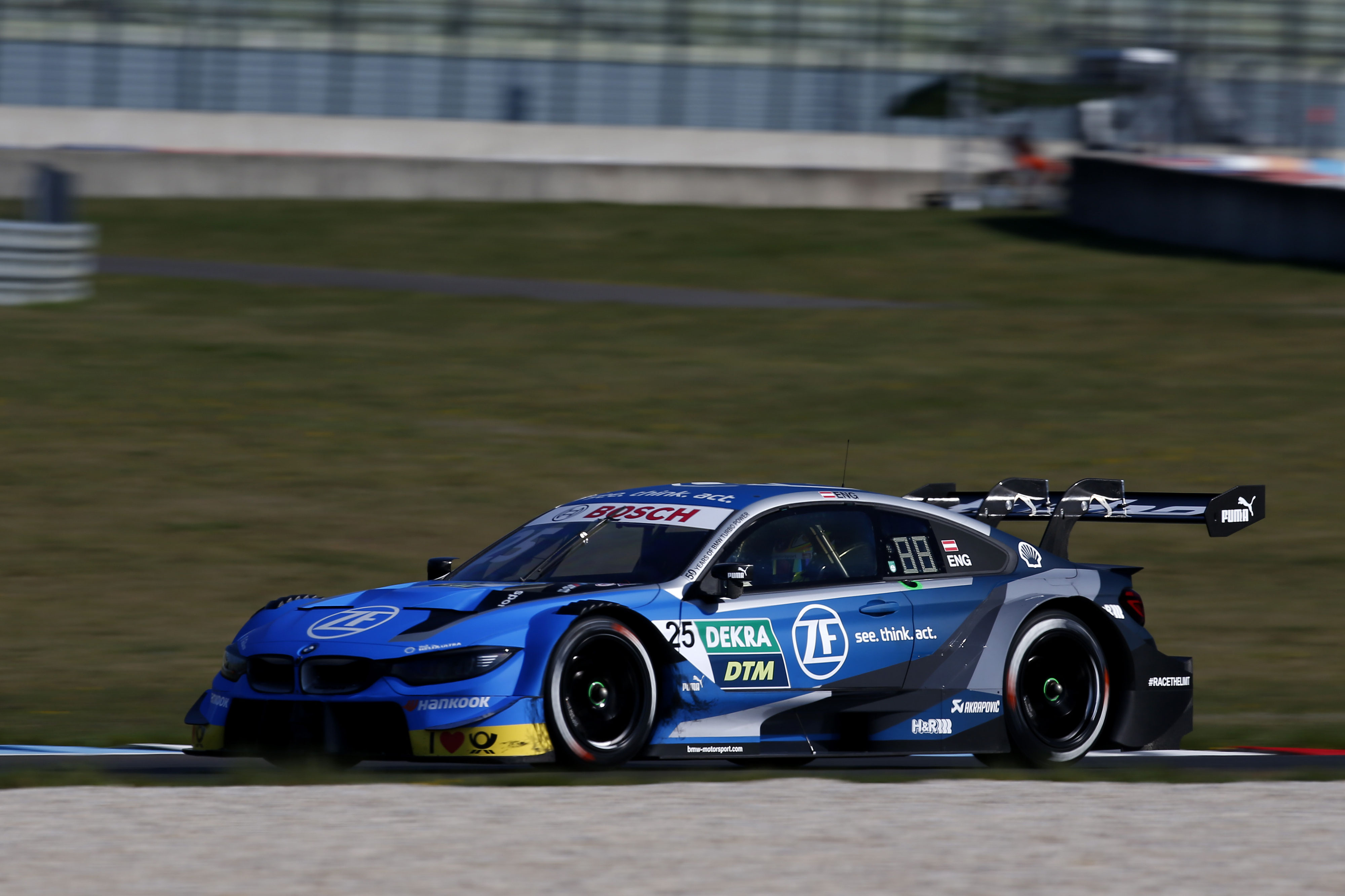 Vorhang Auf Fur Die Neue Turbo Ara Bmw Motorsport Startet In Hockenheim In Die Dtm Saison 2019 Nringinfo Real And Virtual Racing
