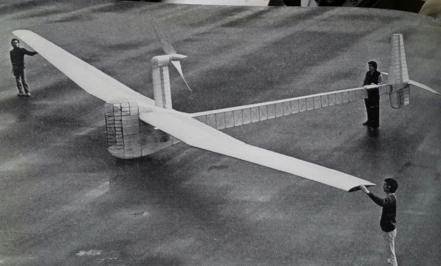 世界記録をもつ日本の人力飛行機 - AEROBASE designed by
