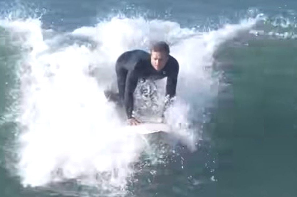 サーフボード 7'8 テイクオフ爆速板です