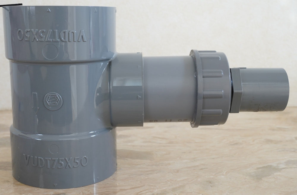 オーバーフロー水槽用の大型塩ビピストル25A-75Aを制作しました オーバーフロー水槽用の大型塩ビピストル25A-75Aを制作しました