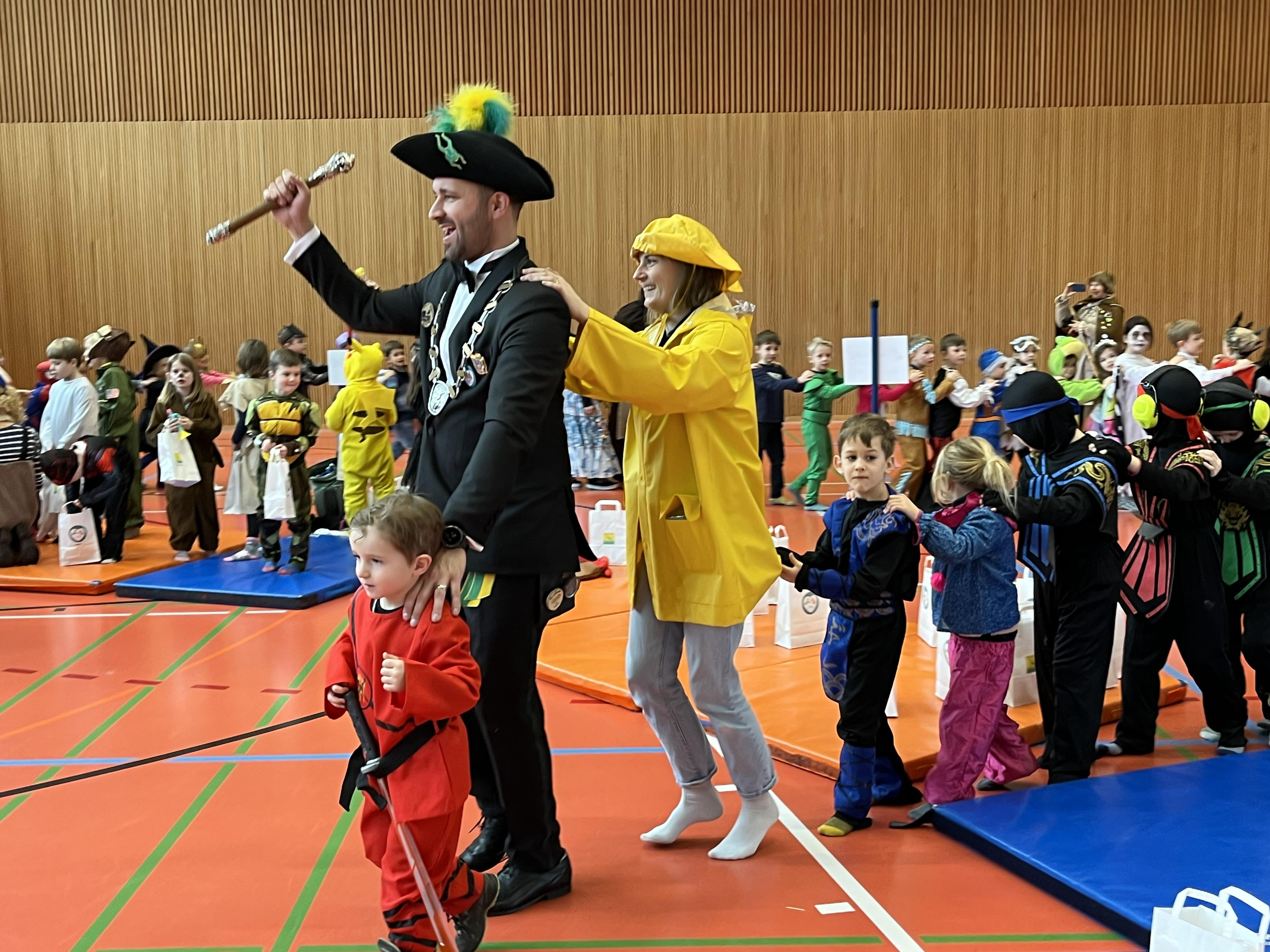 Kindergarten- und Schulfasnacht - Fröschenzunft Meggen