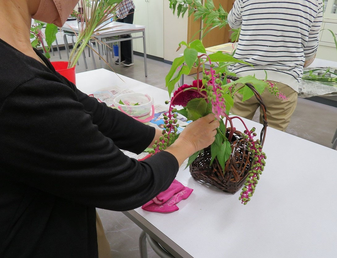 おしゃべりな花たちと・・・ - もっと…いけばな more IKEBANA