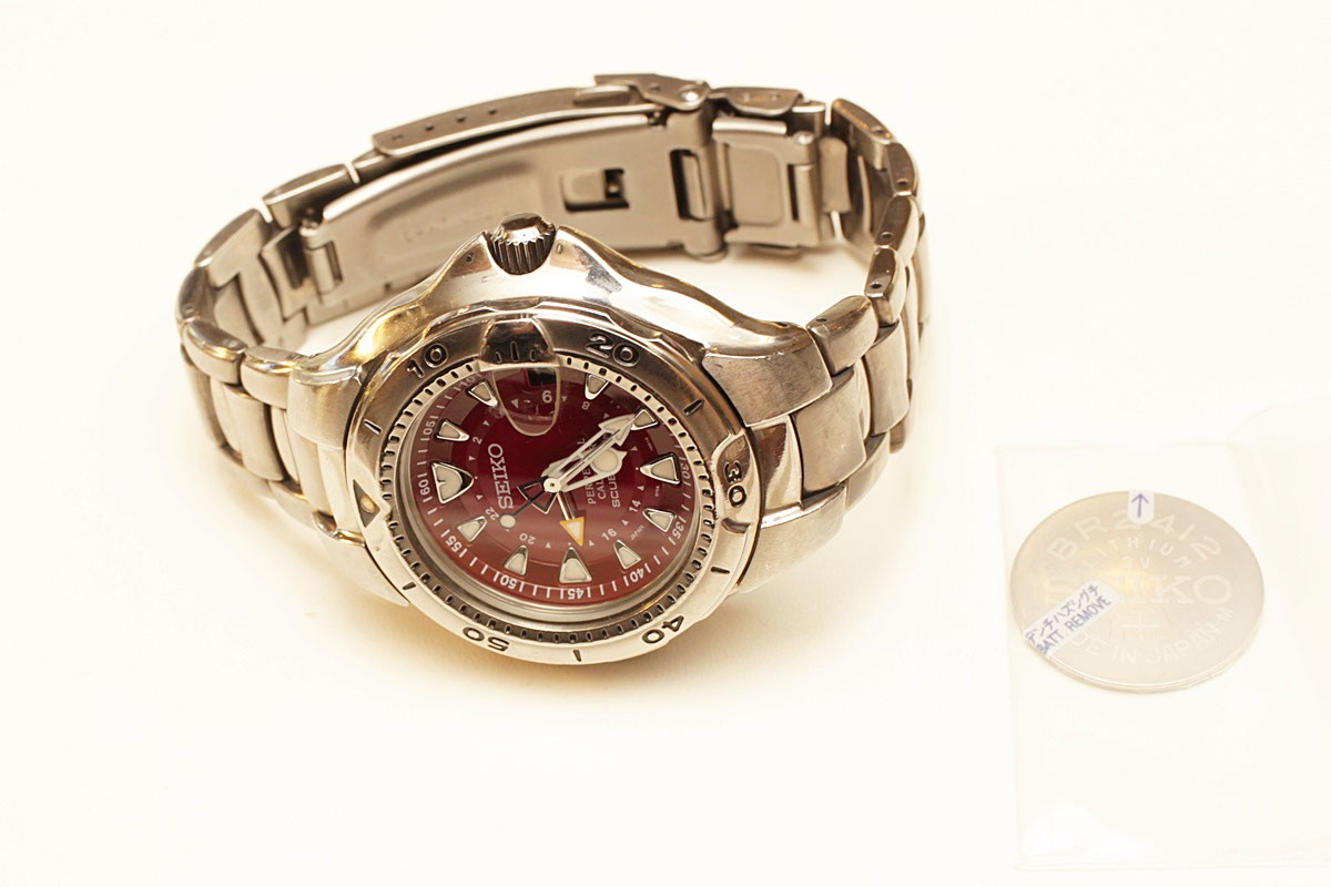 SEIKO腕時計の電池交換とベルト修理例】直せず終了を言い渡された