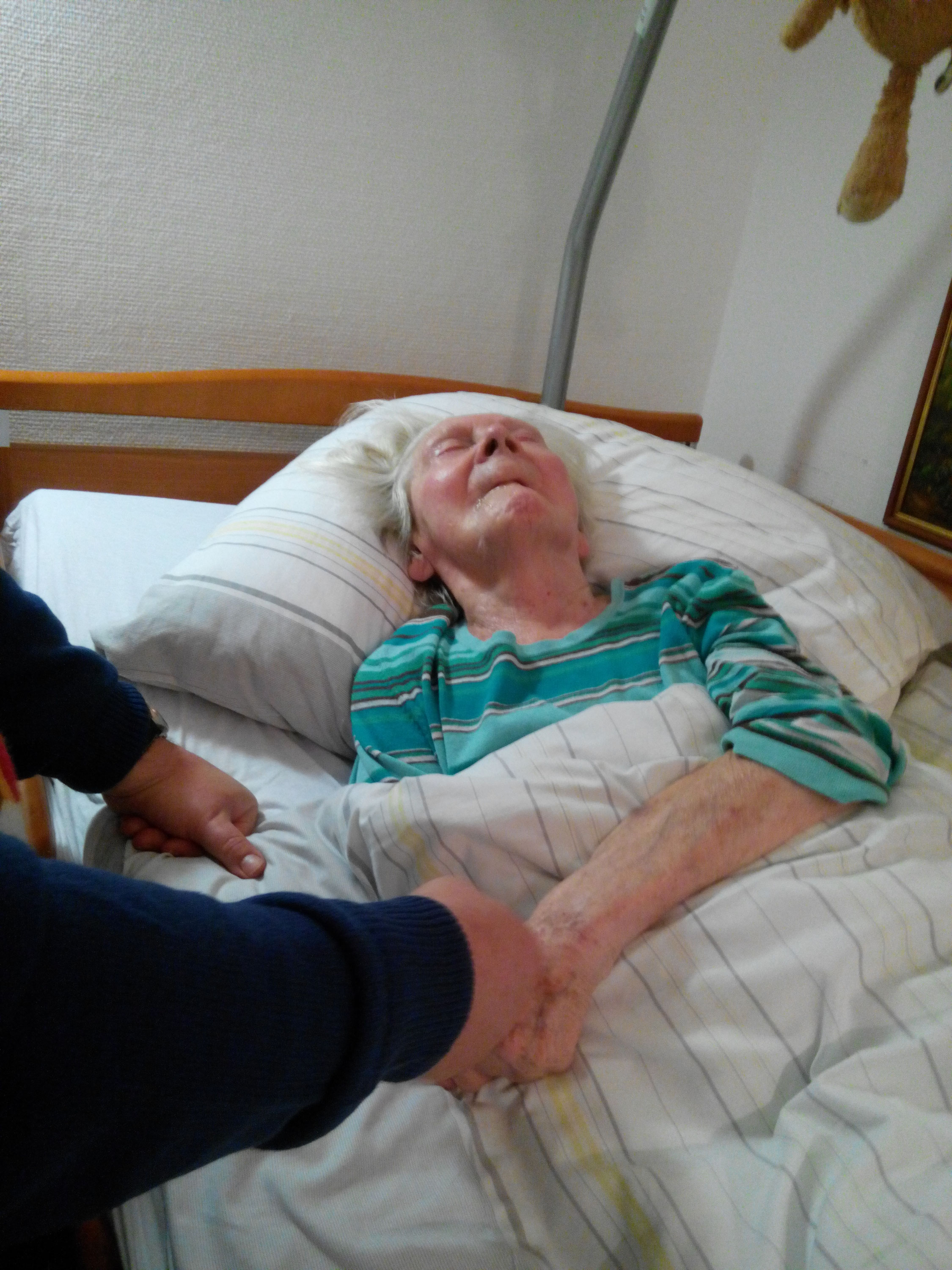 besuche im pflegeheim bei den an demenz erkrankten eltern cms format