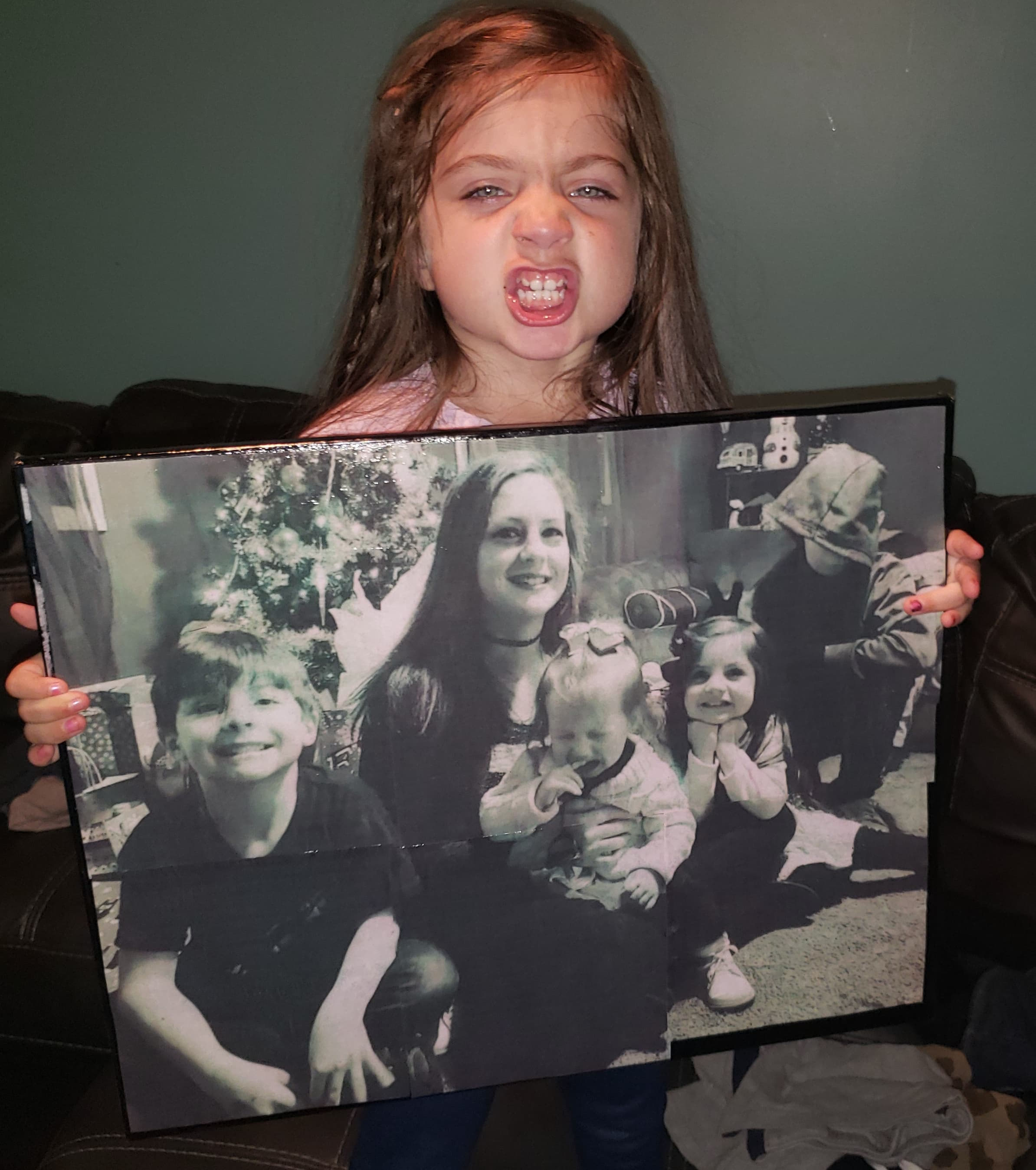 How To Create a Modge Podge Picture Canvas ssub