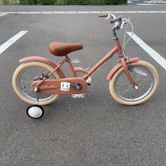 16インチ キッズバイク マットベージュ 艶消しのリトルトーキョーバイク マットベージュレッド | セオ