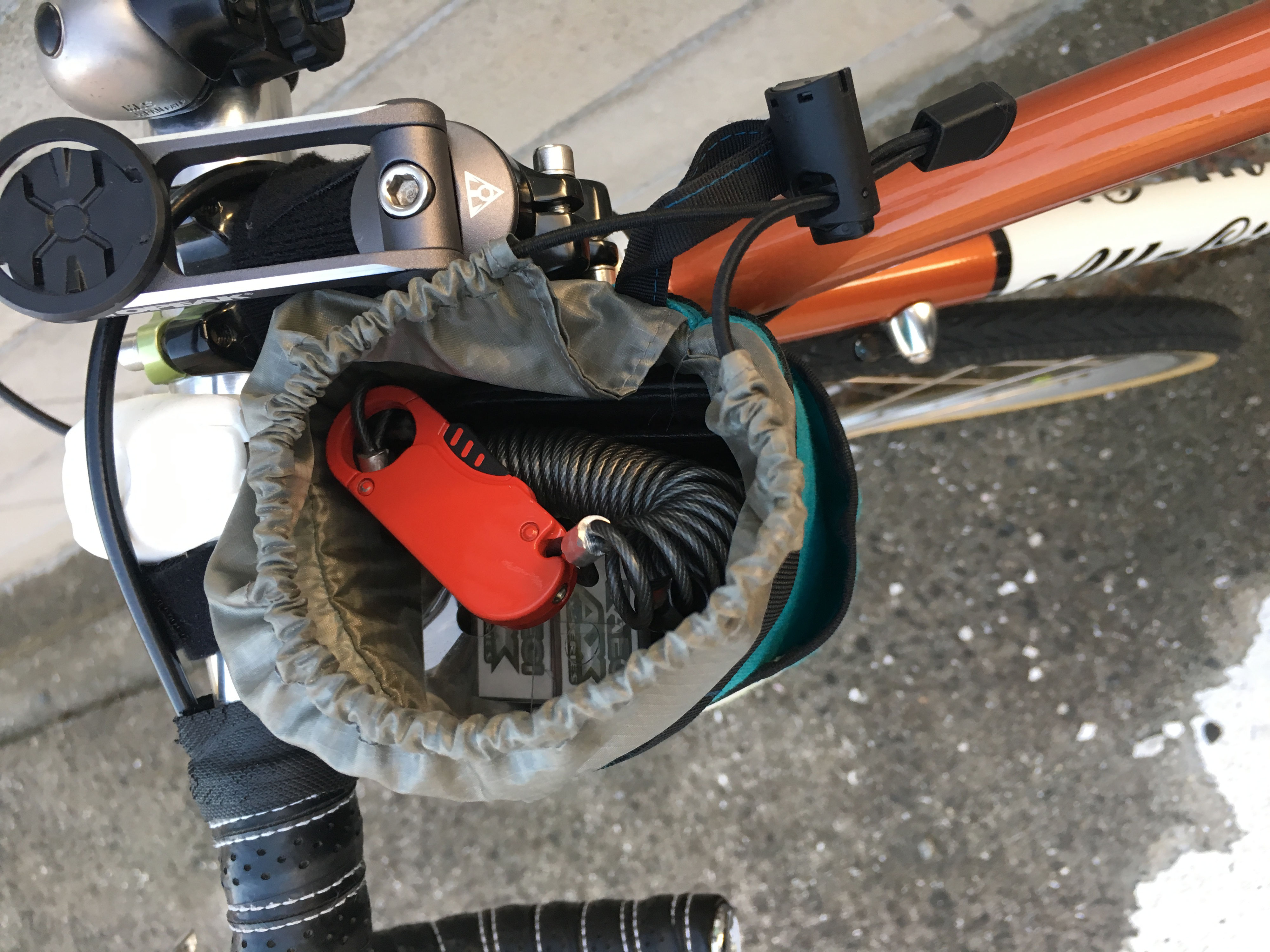 supacaz ブリングロード 自転車ハンドルバーテープ