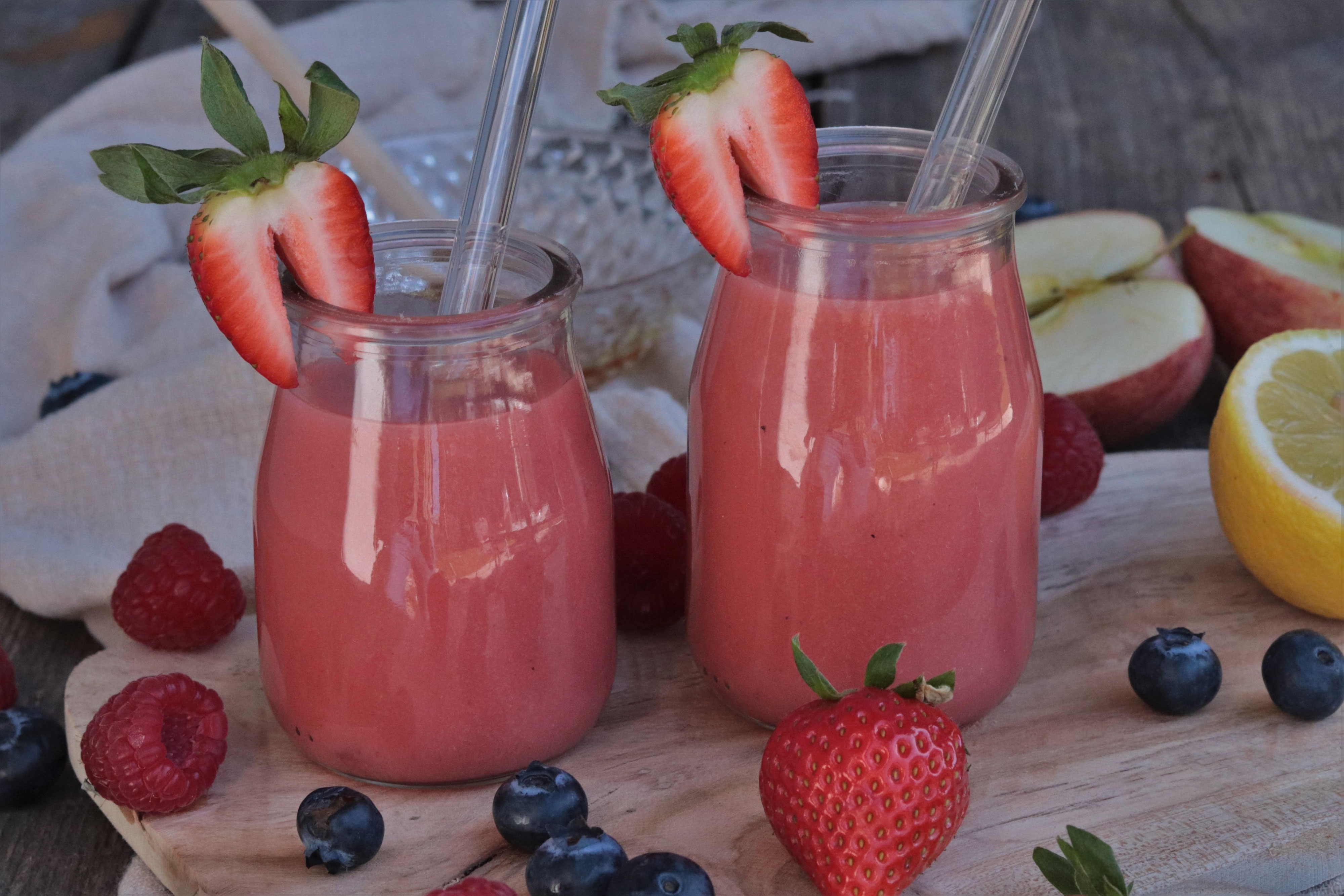 Beeren-Grapefruit-Smoothie - food-stories/ein vegetarischer Foodblog