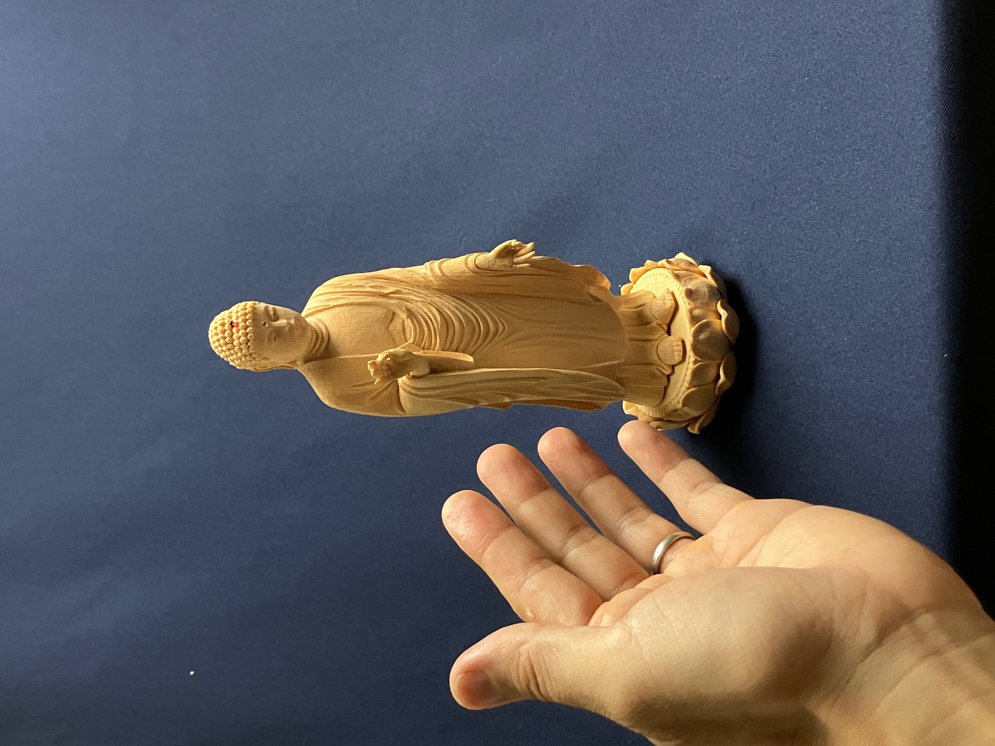 手のひらサイズの仏様 小さい仏像販売 - 仏師の木彫り仏像販売