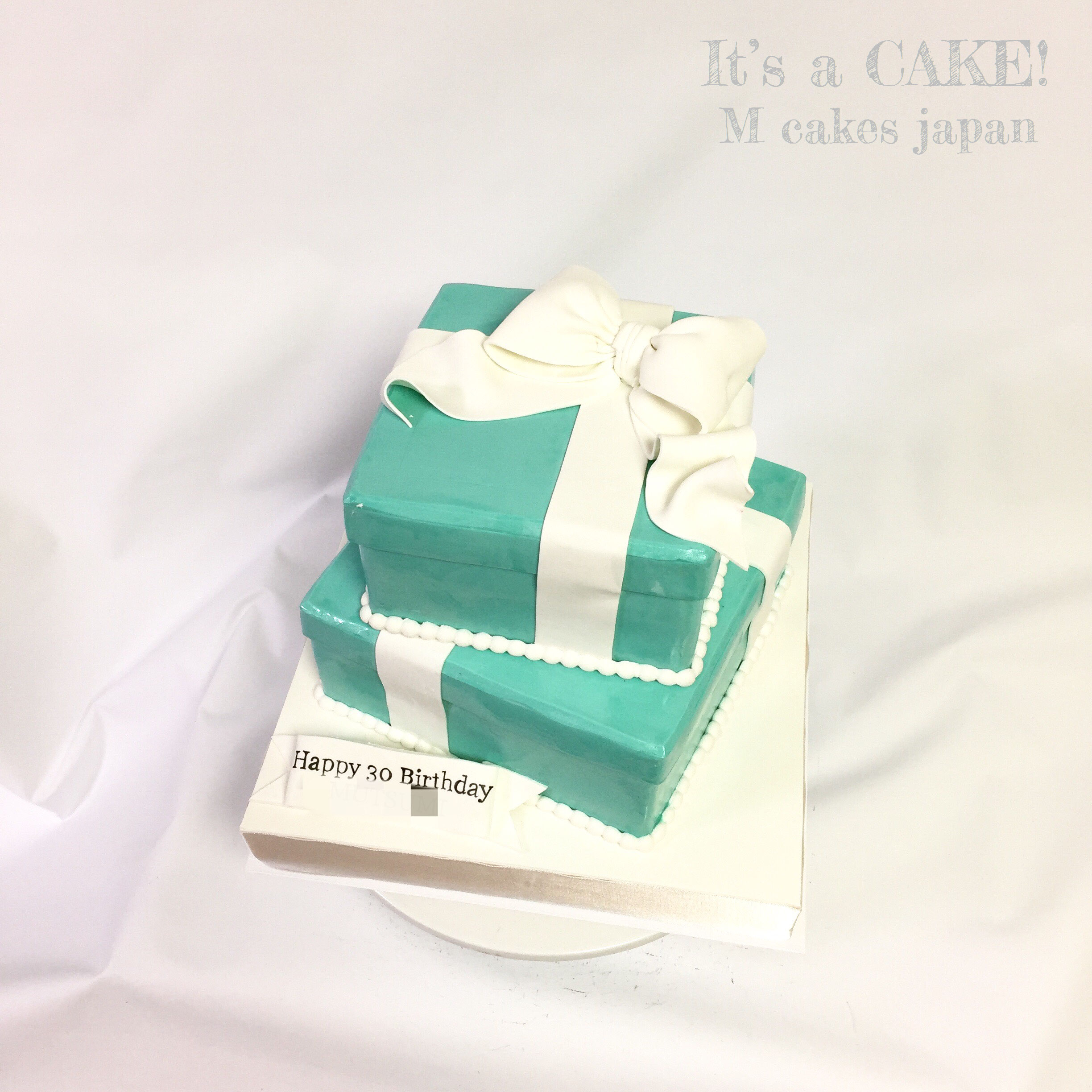 Tiffanyボックス型２段ケーキ M Cakes エムケーキ