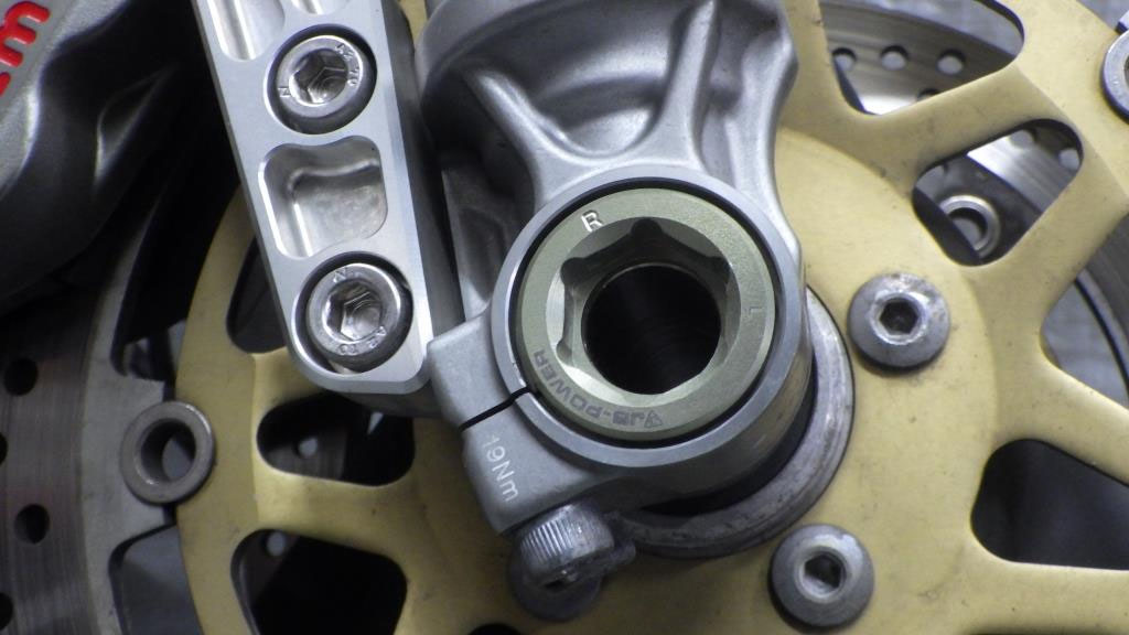 カワサキ ZRX1200 クロモリアクスル ビトーR&D製・軽量フロント