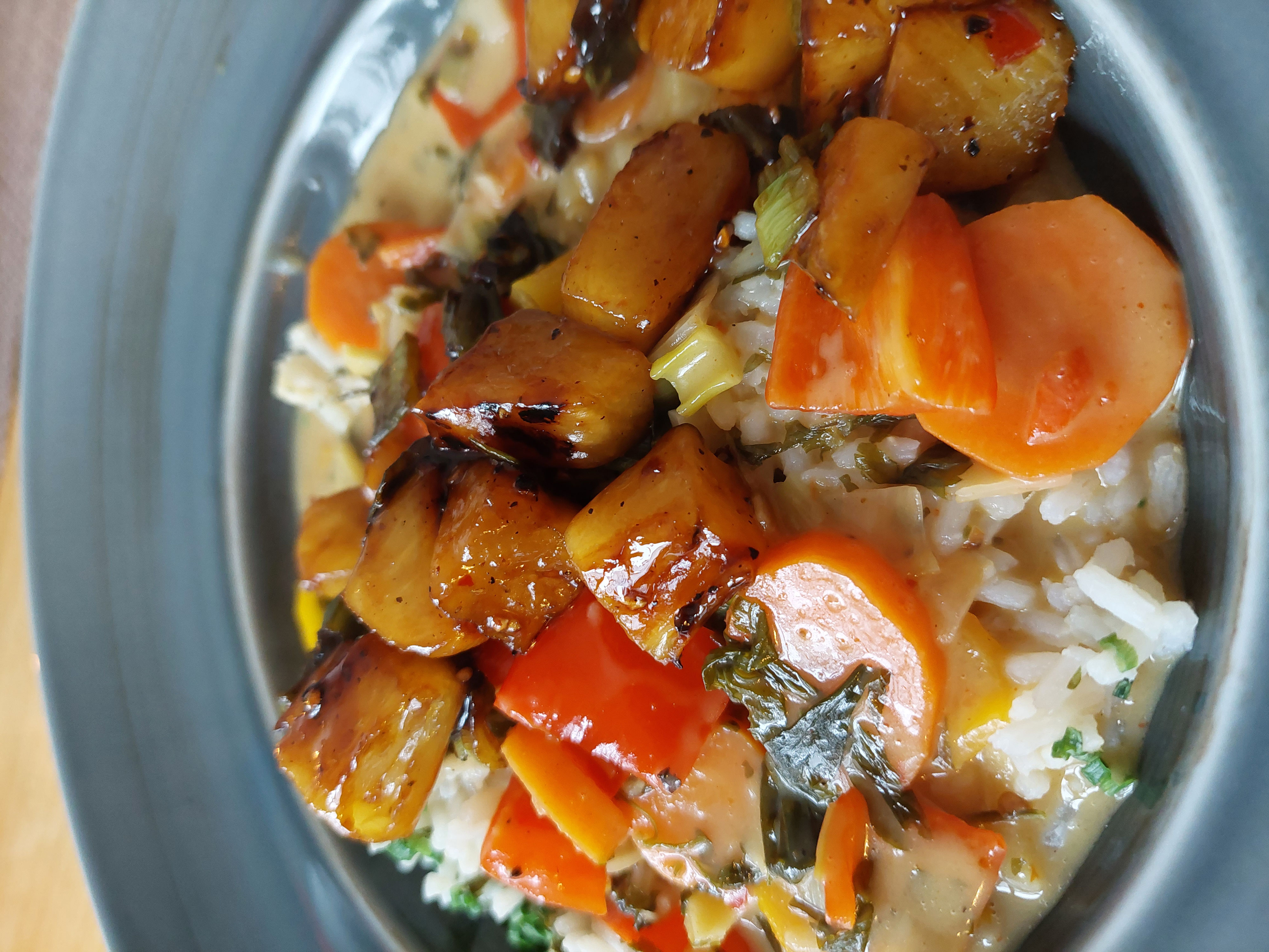 Veganes Gemüsecurry mit Ananas - Ernährungstraining, Personaltraining ...