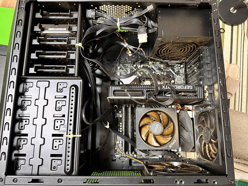 GALLERIA ゲーミングPC【初期化済み】 Amazon.co.jp: ゲーミングPC デスクトップ パソコン ドスパラ GALLERIA