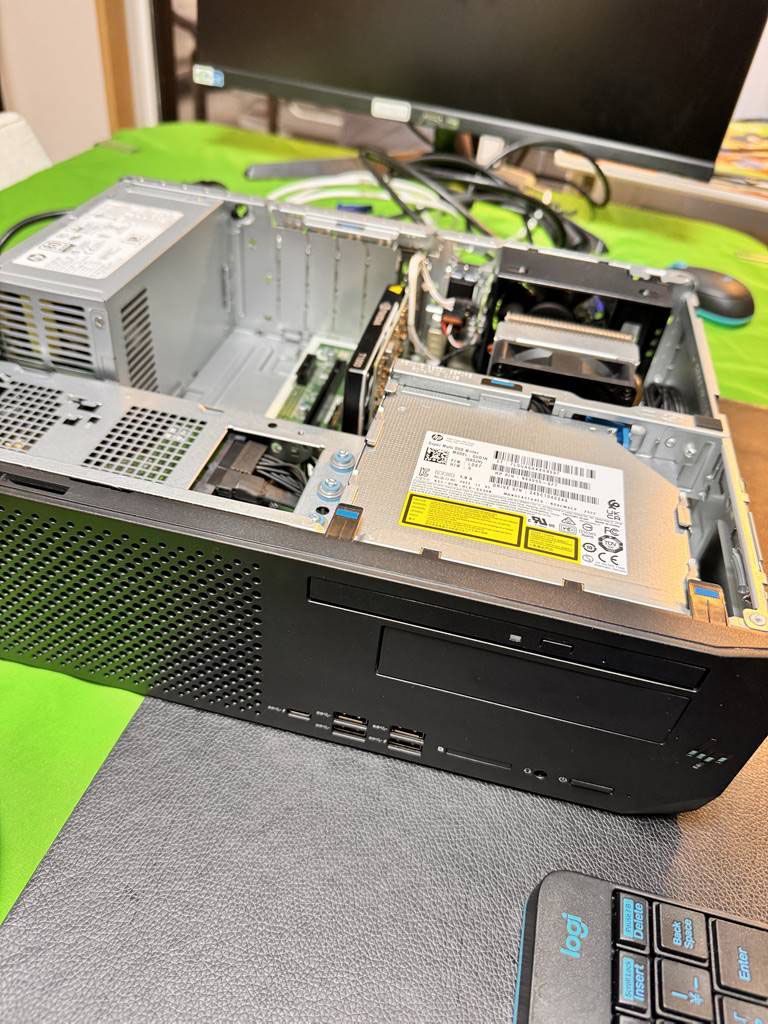 HP Z2 SFF G9 Workstation のメモリ増設、Windows11への HP Z2 SFF G9 Workstation のメモリ増設、Windows11への