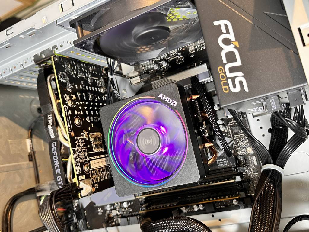 ゲーミングPC G-GEARベースの改修品 【公式通販】