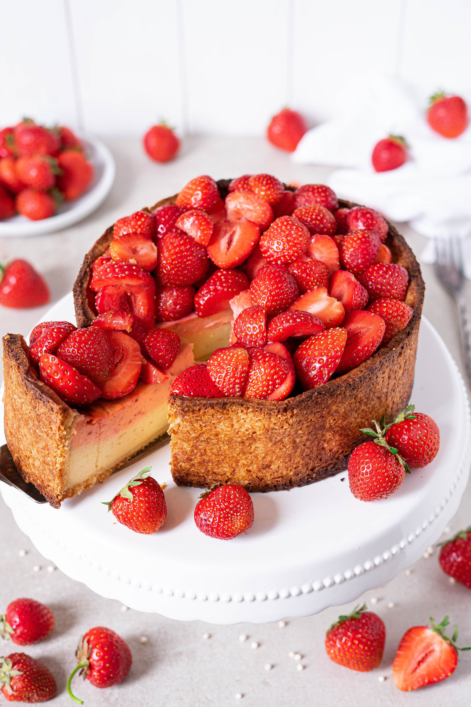 Strawberry Cheesecake - Erdbeer-Käsekuchen (vegan) - food&amp;#39;n&amp;#39;travel - by ...