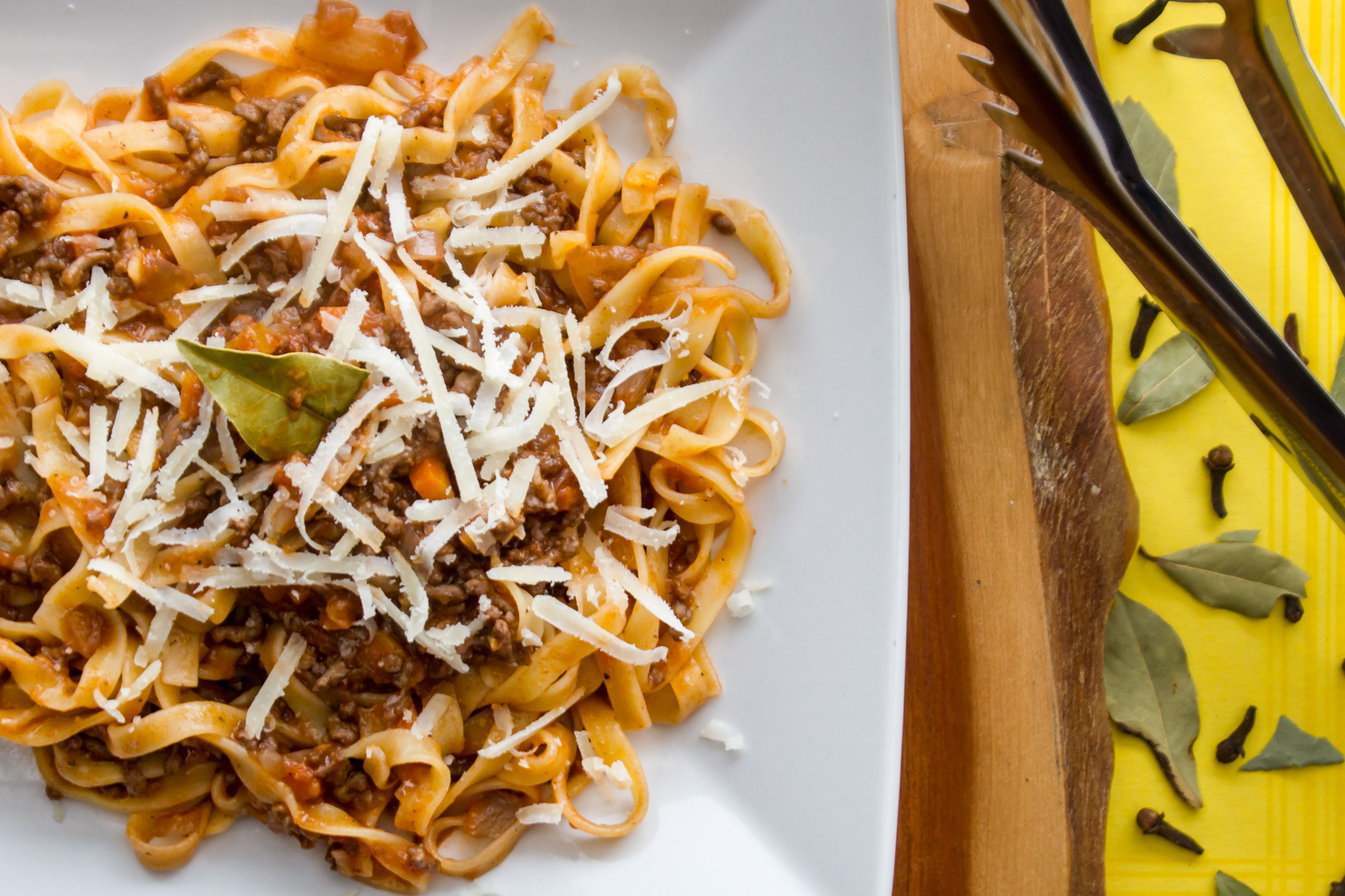 Tagliatelle alla Bolognese Rezept Bake it easy