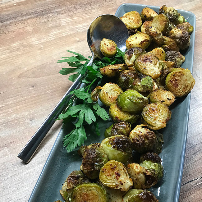 Rosenkohl mit Harissa aus dem Backofen - Kerstins Keto