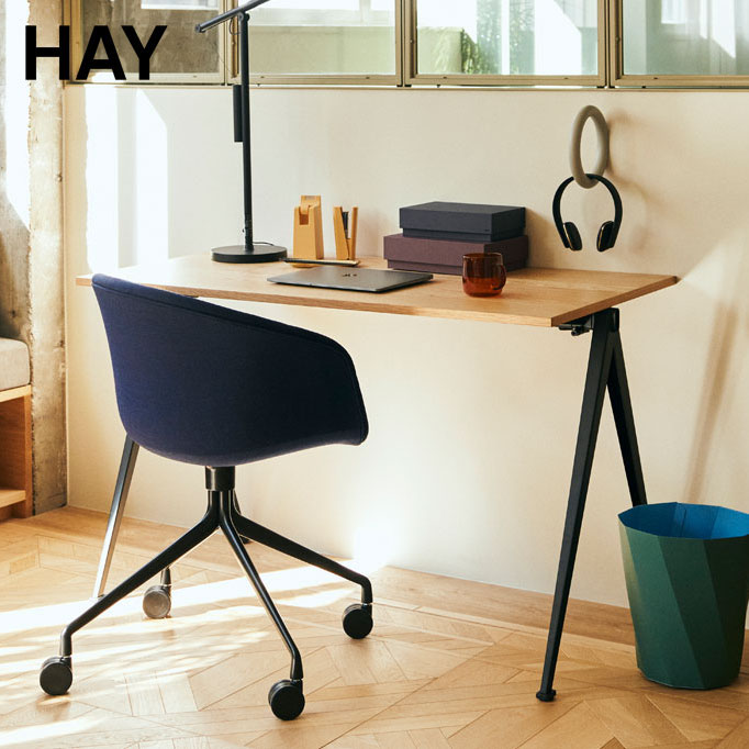ヘイ ピラミッドデスク HAY PYRAMID DESK 新品 未使用 組立前 HAY ヘイ PYRAMID DESK ヘイ ピラミッド デスク - つなぐ暮らしの店