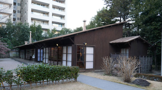 レーモンド自邸（コピー）を見る - 東京建築散歩
