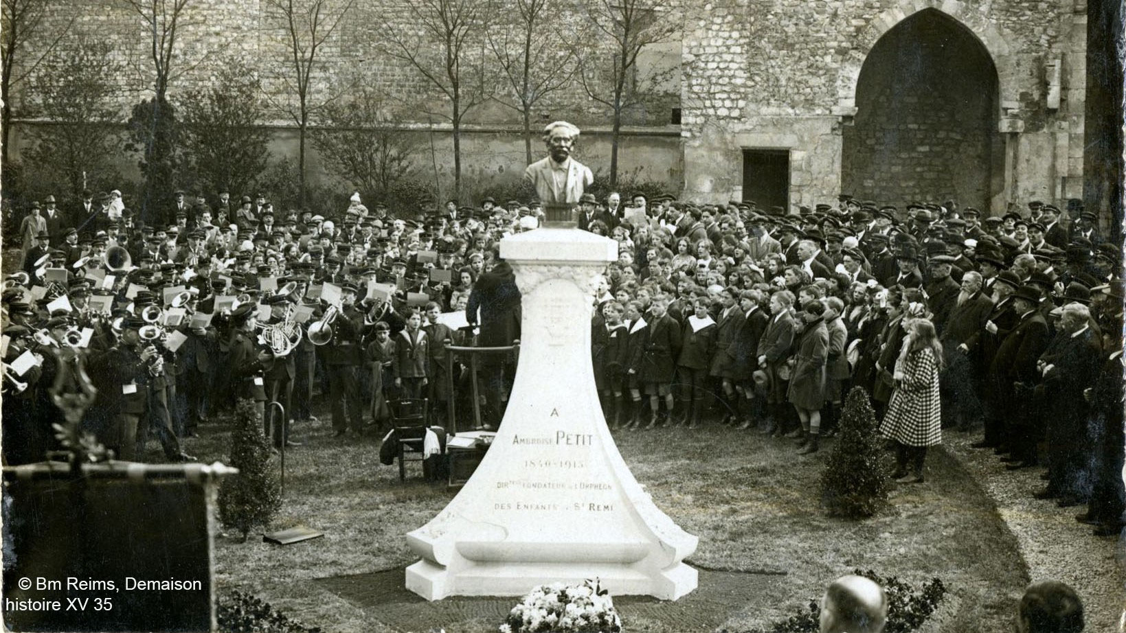 À Reims, Ambroise Petit, un grand du quartier SaintRemi. Site de