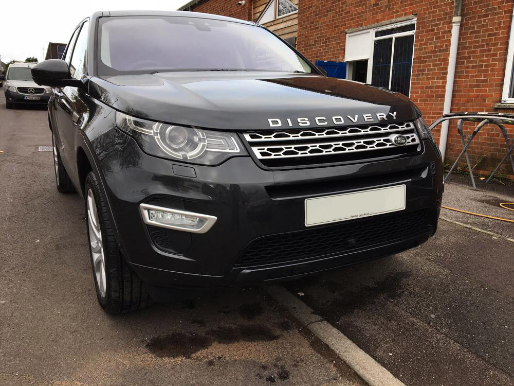 Vehicle Customisation Land Rover Discovery Sport Precision Paint, Wellington, Somerset