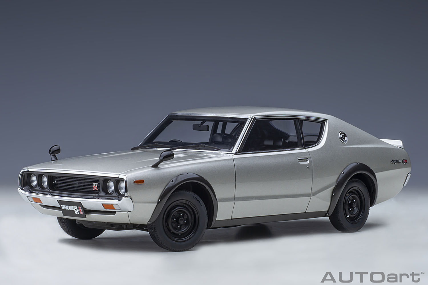 AUTOart 1/18スケール ミニカー】日産 スカイライン 2000 GT-R AUTOart 1/18スケール ミニカー】日産 スカイライン 2000 GT-R