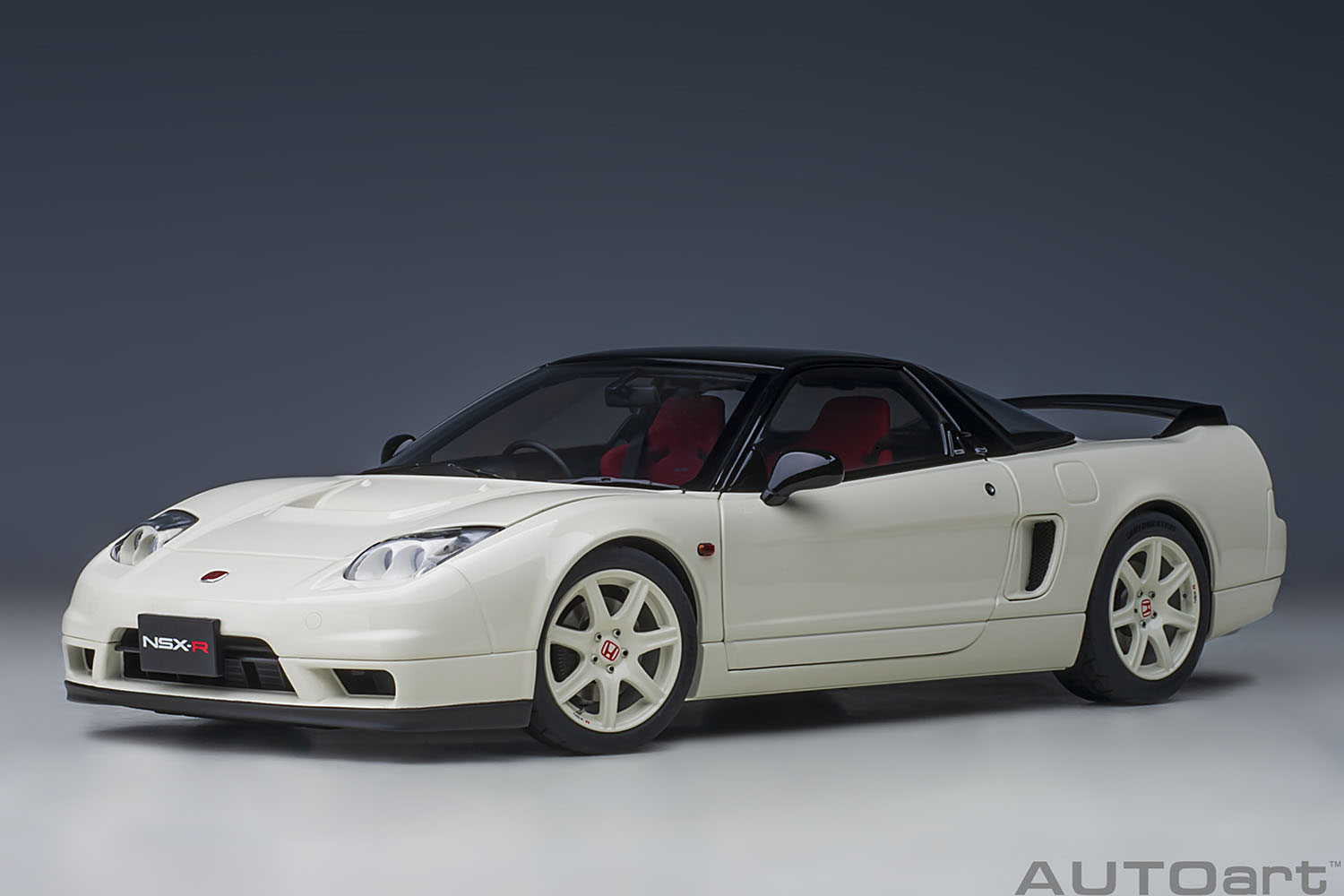 驚きの激安価格 AUTOart 1/18スケール AUTOart - NSX-R(NA2) ミニカー】ホンダ ホビーラジコン