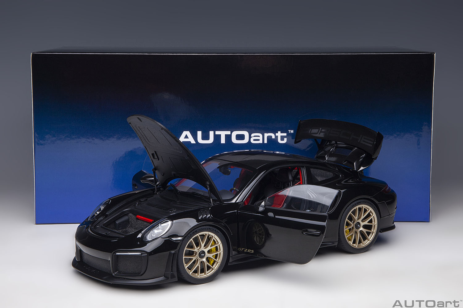 新発売!【AUTOart 1/18スケール ミニカー】 ポルシェ 911 新発売!【AUTOart 1/18スケール ミニカー】 ポルシェ 911