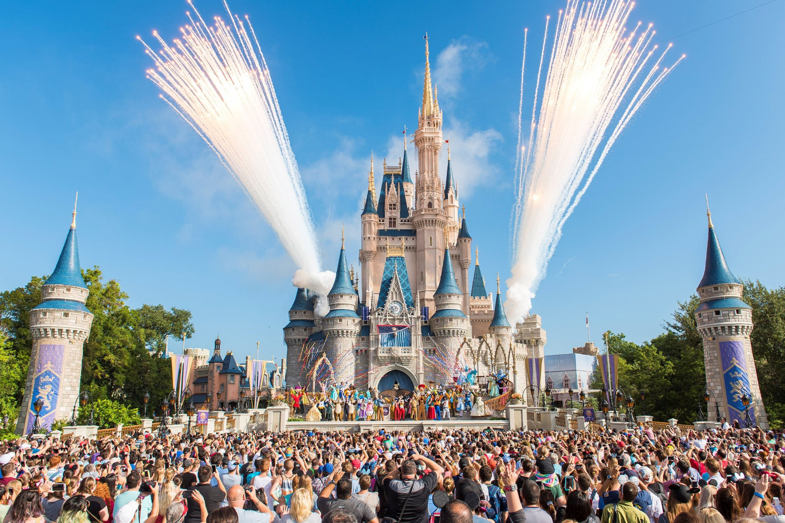 5 tips antes de comprar tu paquete a Disney Agencia de Viajes Virrey