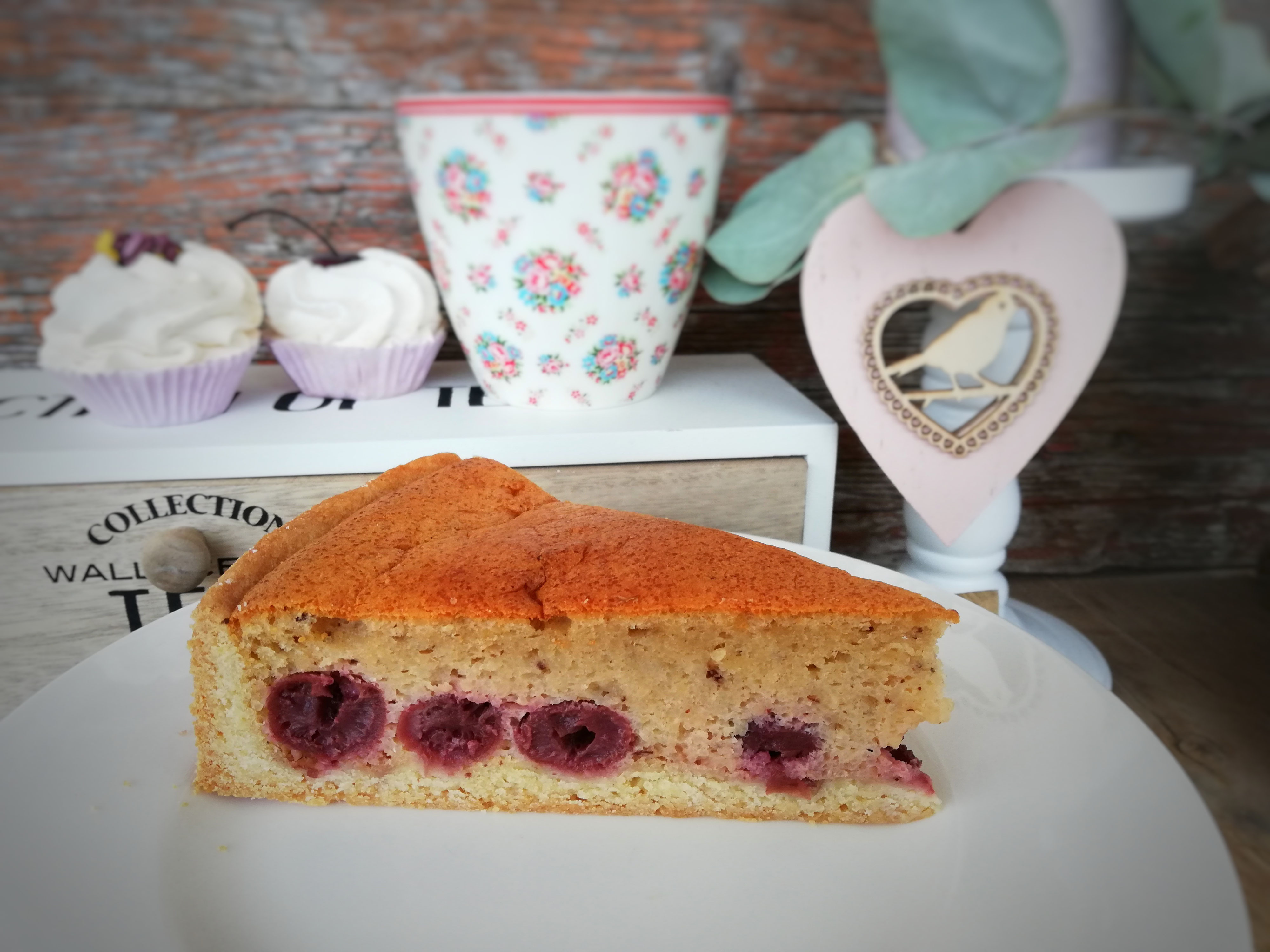 Grießkuchen mit Kirschen - LelaLecker die Küchenfee aus Hohenlohe